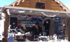 marche-noel-TOULOUSE-blue-stone-04122010 729